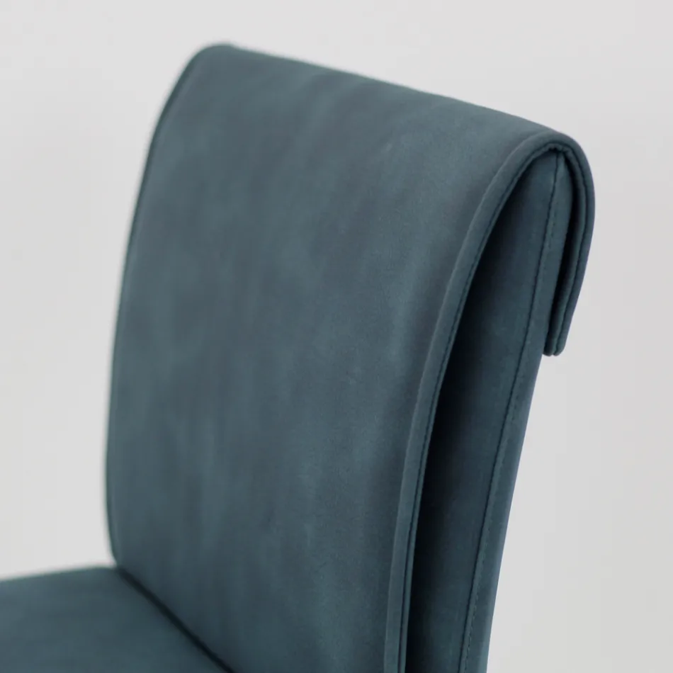 Stue skammel i imiteret læder og struktur i Nikel Fremstillet i Italien - Cleto Viadurini