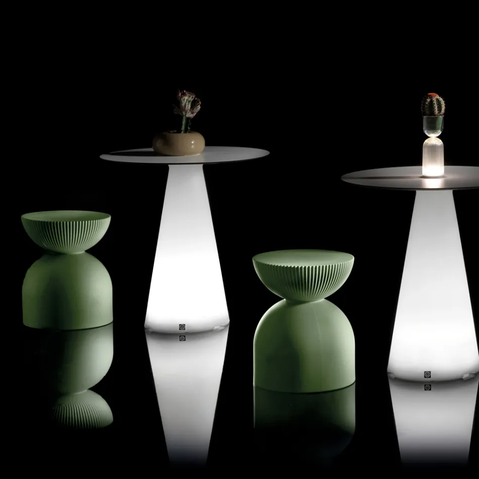 Stue skammel Lavet af polyethylen i forskellige farver - Loopy Viadurini