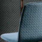 Elegant skammel af moderne design i farvet fløjl og metal - Bizet Viadurini