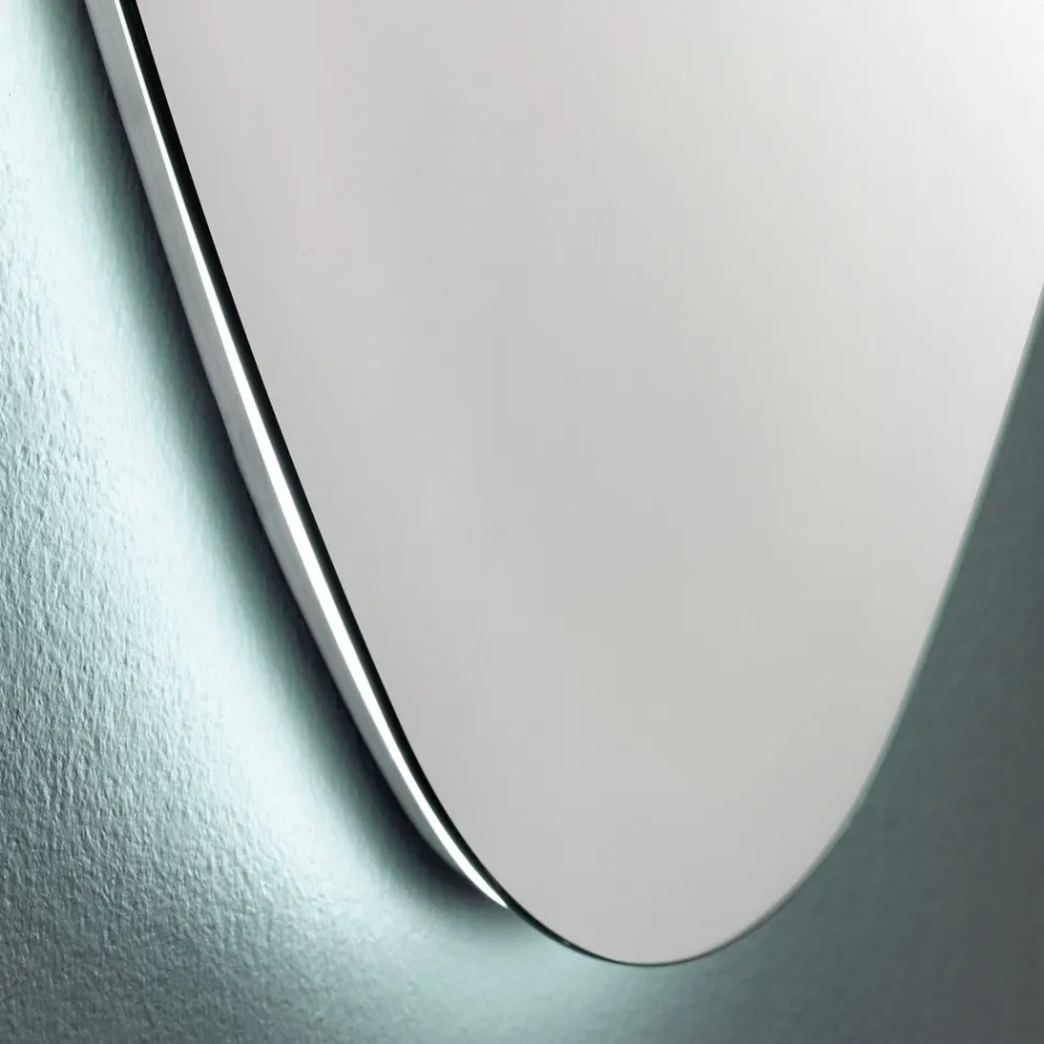 Formet vægspejl til badeværelse med dyrebar LED-baggrundsbelysning - Trigolo Viadurini