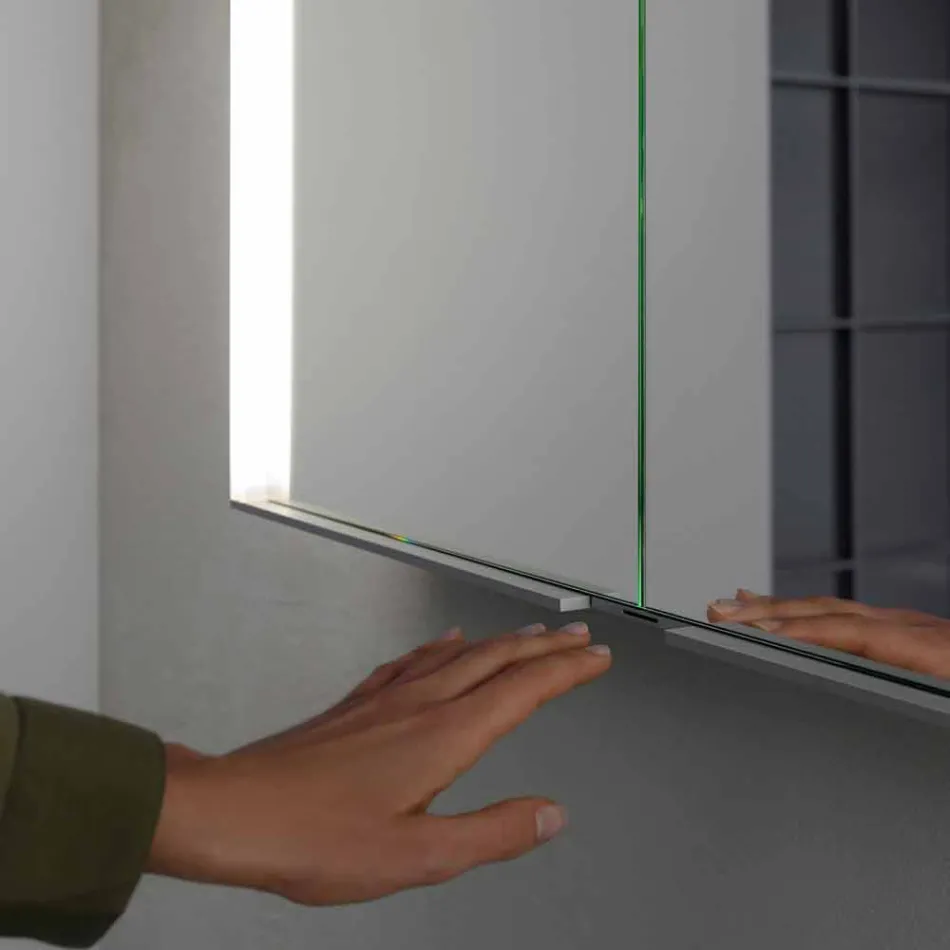 Moderne forsænket spejlskab i sølvlakeret aluminium - dæmon Viadurini