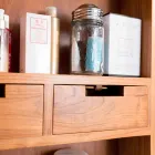 Opbevaringsspejl i teaktræ med hylder og indvendige skuffer - Ralio Viadurini