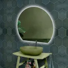 Bagbelyst spejl med kontinuerlig LED-stribelys på væggen - Excelsior Viadurini