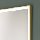 Rektangulær vægspejl Metalramme Forskellige farver og LED-lys - Renga Viadurini