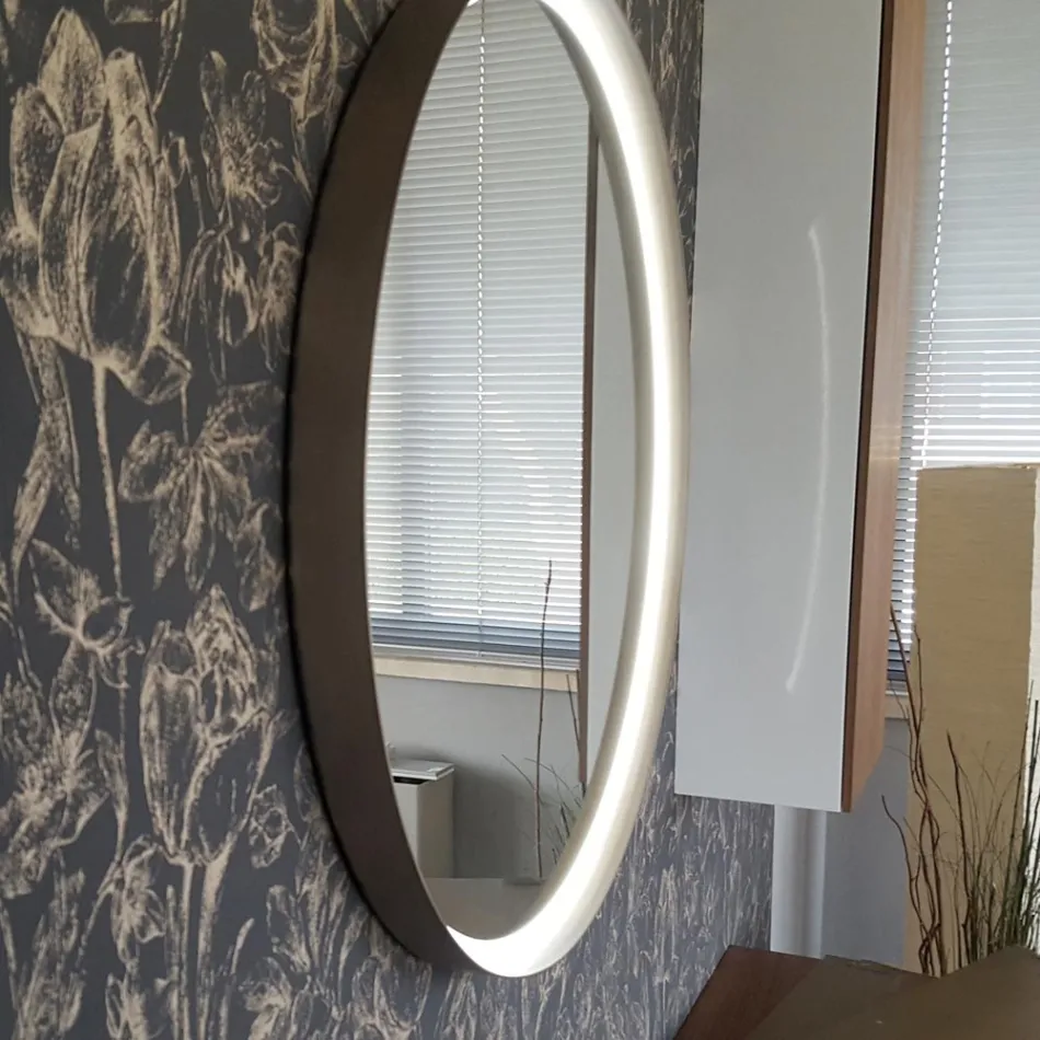 Rundvægsspejl med metalramme Forskellige farver og LED-lys - Renga Viadurini