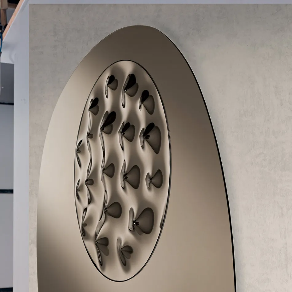 Formet spejl med bølget glasindsats Lavet i Italien - Adalberta Viadurini