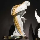 Håndlavet keramisk papegøjeformet figur fremstillet i Italien - Pagallo Viadurini