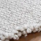 Stort og moderne design Fringed Uld Rug sort eller creme - Jacqueline Viadurini