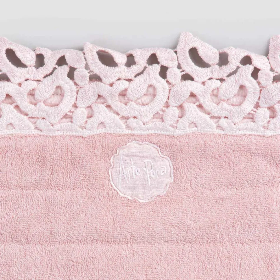 Bomuld og hør svamp Badetæppe med Poema Lace 2 farver - Cuorotto Viadurini