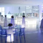 Slide Peak high table (H120) polyethylen og glas fremstillet i Italien Viadurini