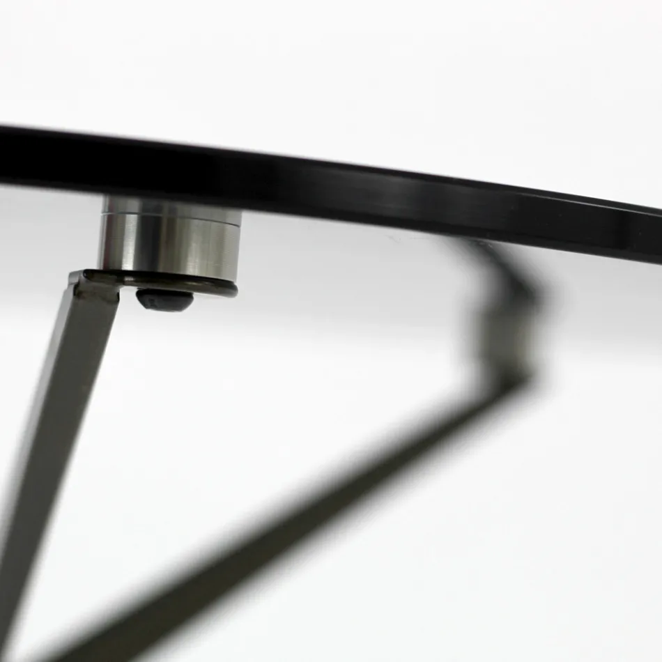 Sofabord med rund glasplade og 3 ben lavet i Italien - Siste Viadurini