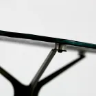 Sofabord med rund glasplade og 3 ben lavet i Italien - Siste Viadurini