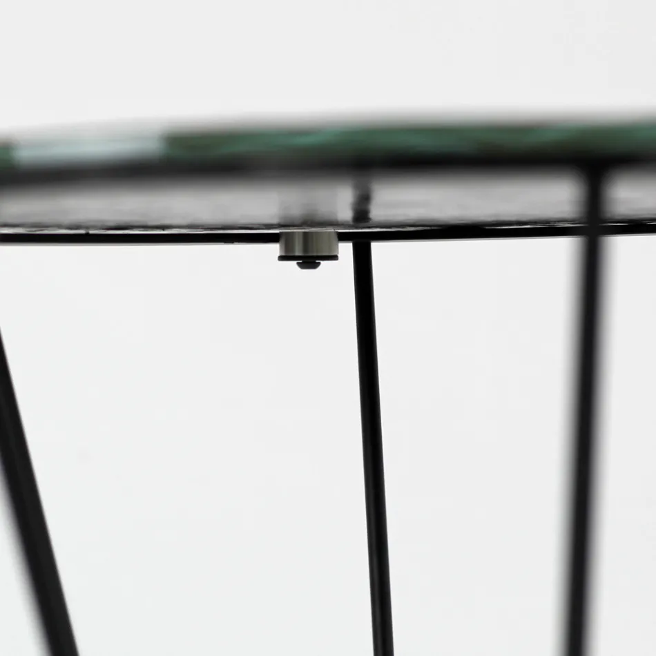 Rundt sofabord med stålbund og glasplade lavet i Italien - Alisea Viadurini
