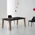 Udtrækkeligt bord til 2,4 m i massivt træ og keramisk plade - Antares