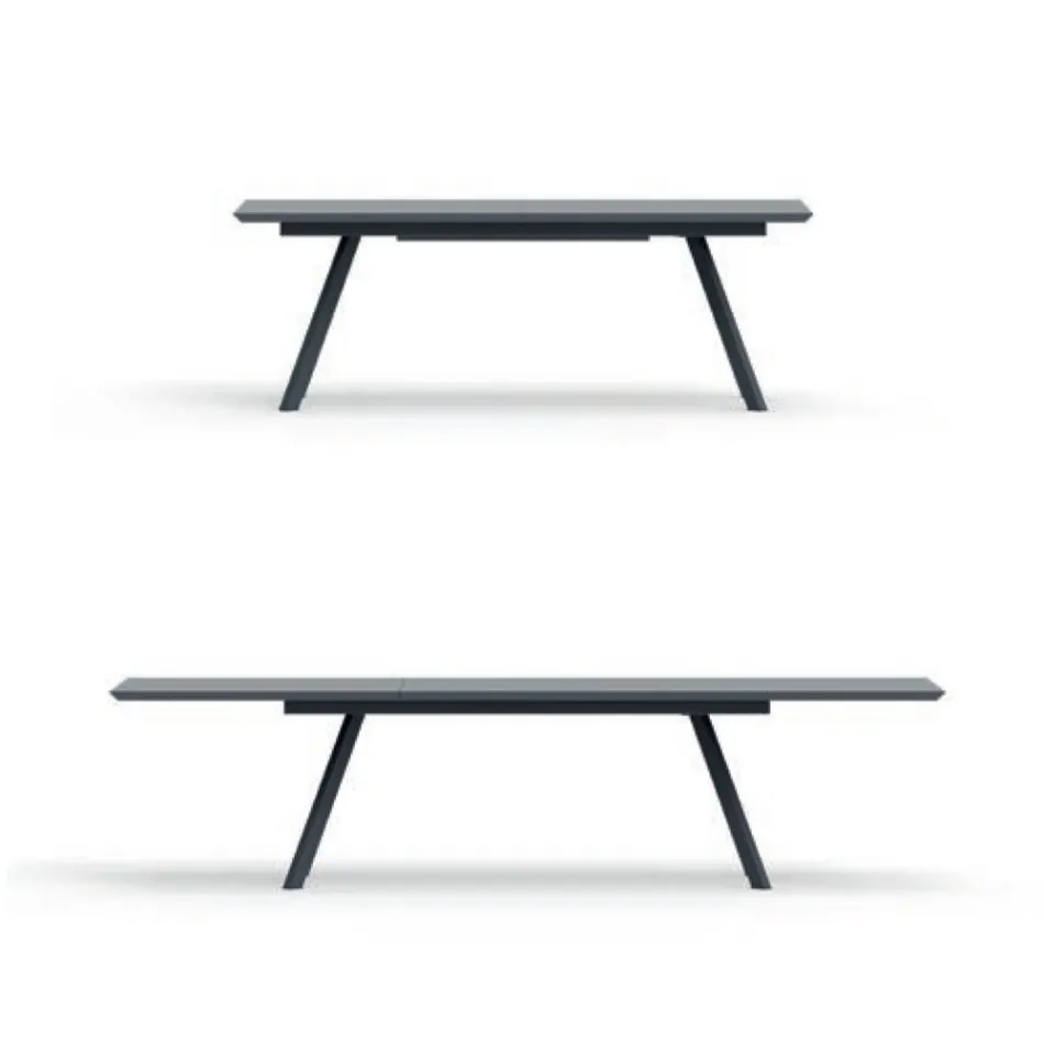 Udtrækkeligt havebord i galvaniseret stål Fremstillet i Italien - Brienne Viadurini