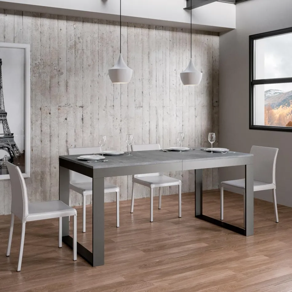 Udtrækkeligt bord af moderne design i melamintræ - Badesi Viadurini