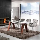 Udtrækkeligt bord i massivt træ og hærdet glas i Tchad Viadurini