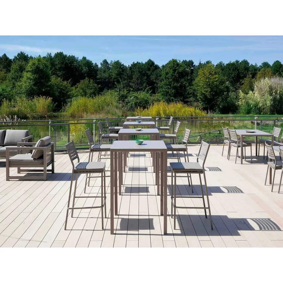 Firkantet stangbord i malet metal fremstillet i Italien - Cuba Viadurini