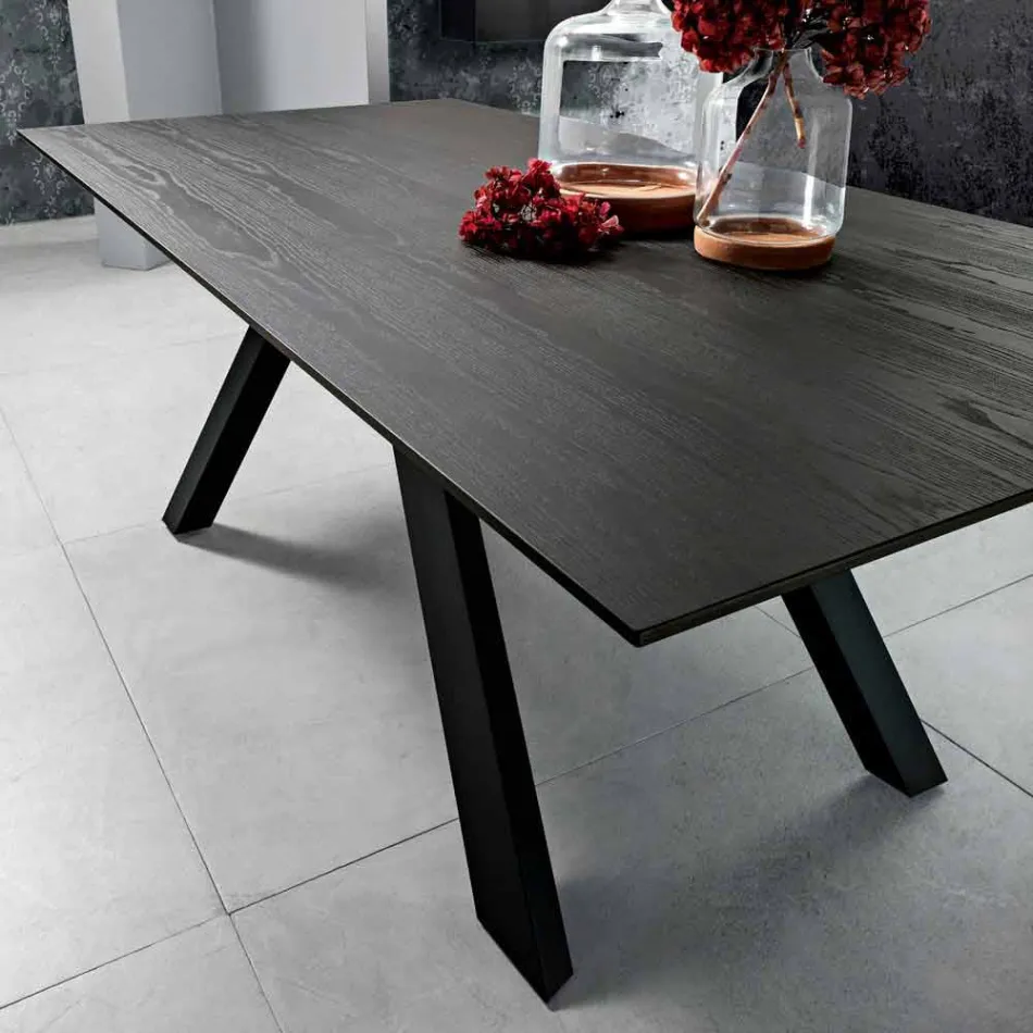 Køkkenbord i MDF og metal lavet i Italien, Wilmer Viadurini