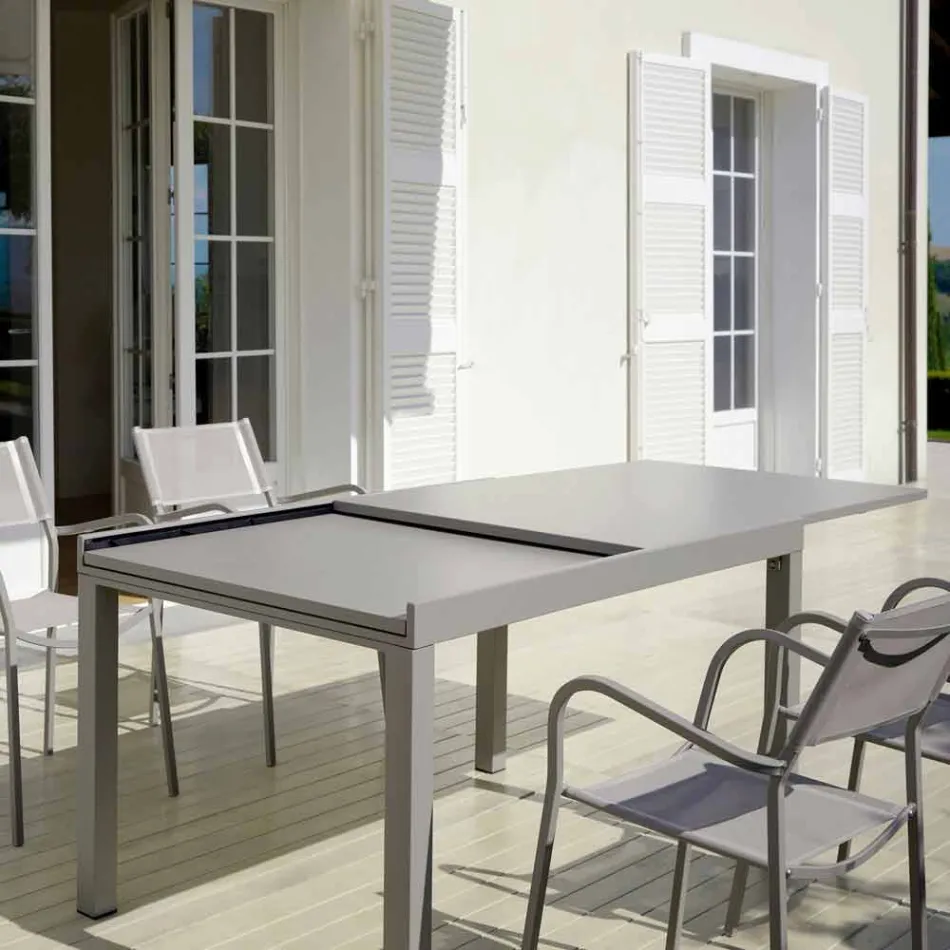 Udvideligt udendørs bord Op til 280 cm i metal Fremstillet i Italien - Dego Viadurini