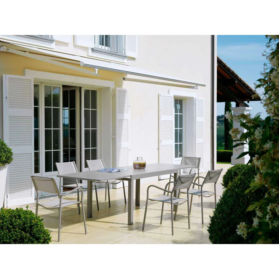 Udvideligt udendørs bord Op til 280 cm i metal Fremstillet i Italien - Dego Viadurini