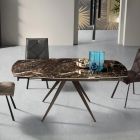 Spisebord Kan udvides til 180 cm i Grès med metalunderstell - Beatriz Viadurini