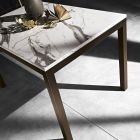 Udtrækbart spisebord til 180 cm i metal og melamin Made in Italy - Beatrise Viadurini
