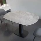 Udtrækkeligt spisebord i keramik og metalbund - Indira Viadurini