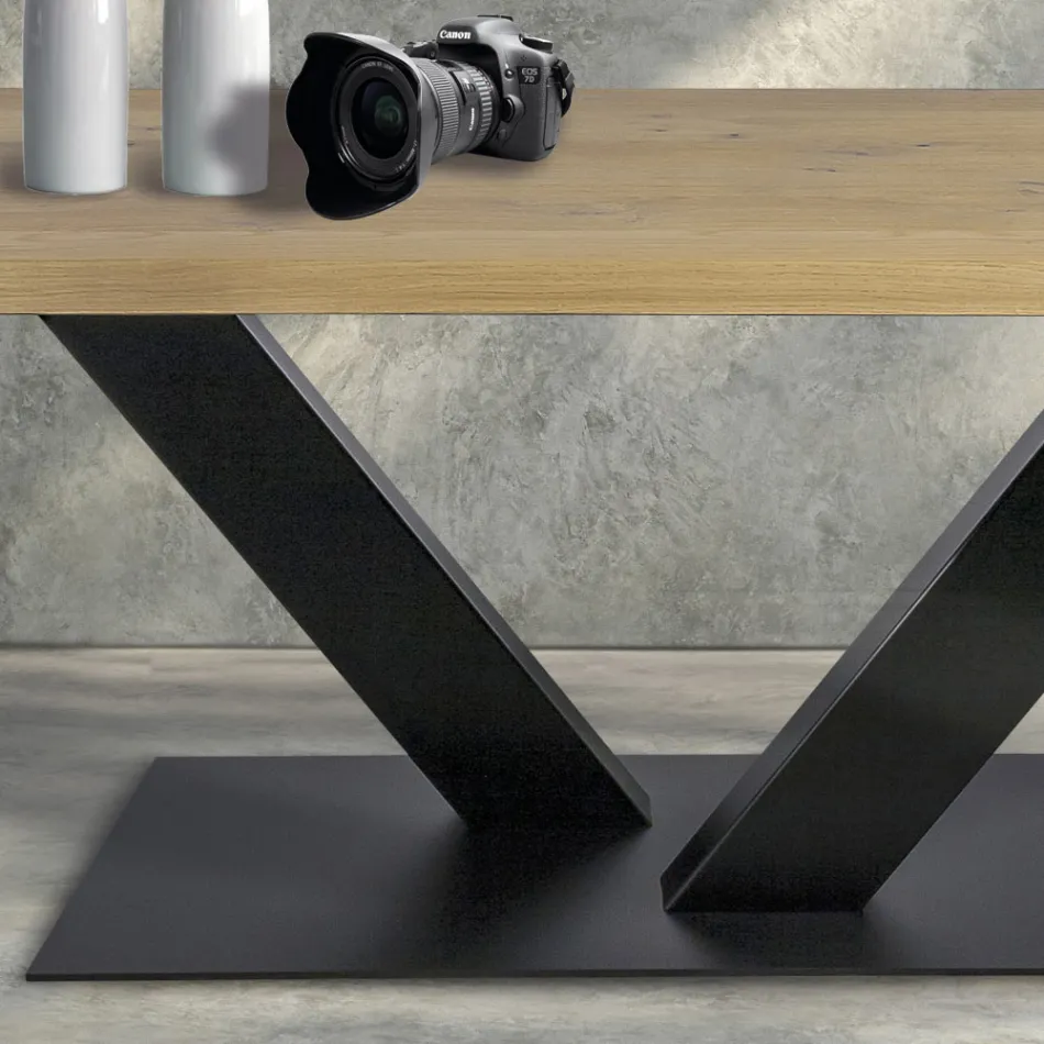 Spisebord i Masellato belagt eg og metal lavet i Italien - Riad Viadurini