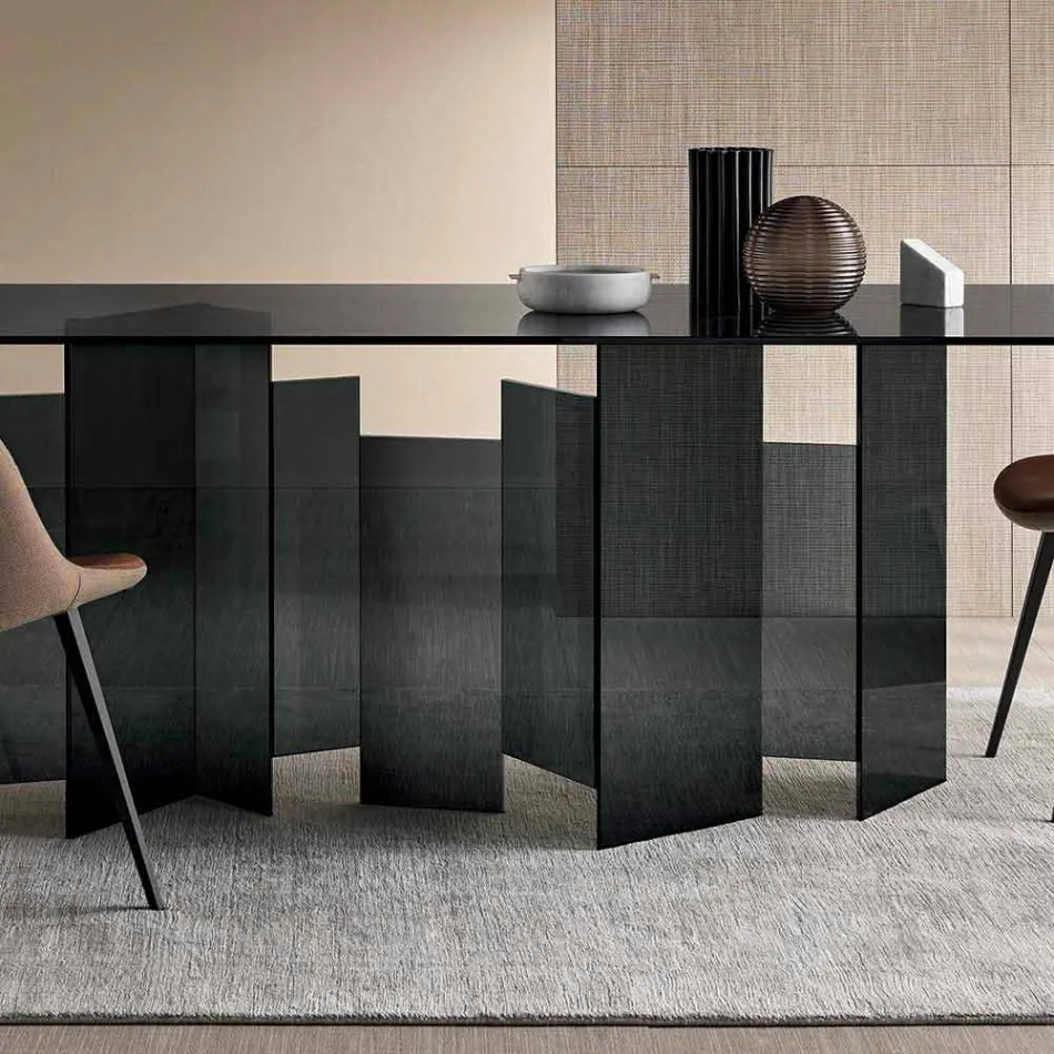 Moderne spisebord i ekstrem lys eller røget glas fremstillet i Italien - tilfældigt Viadurini