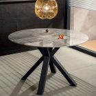 Moderne rundt spisebord i keramisk marmor og metaleffekt - Jarvis Viadurini