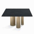 Fast firkantet bord i laminat og stål lavet i Italien - saks