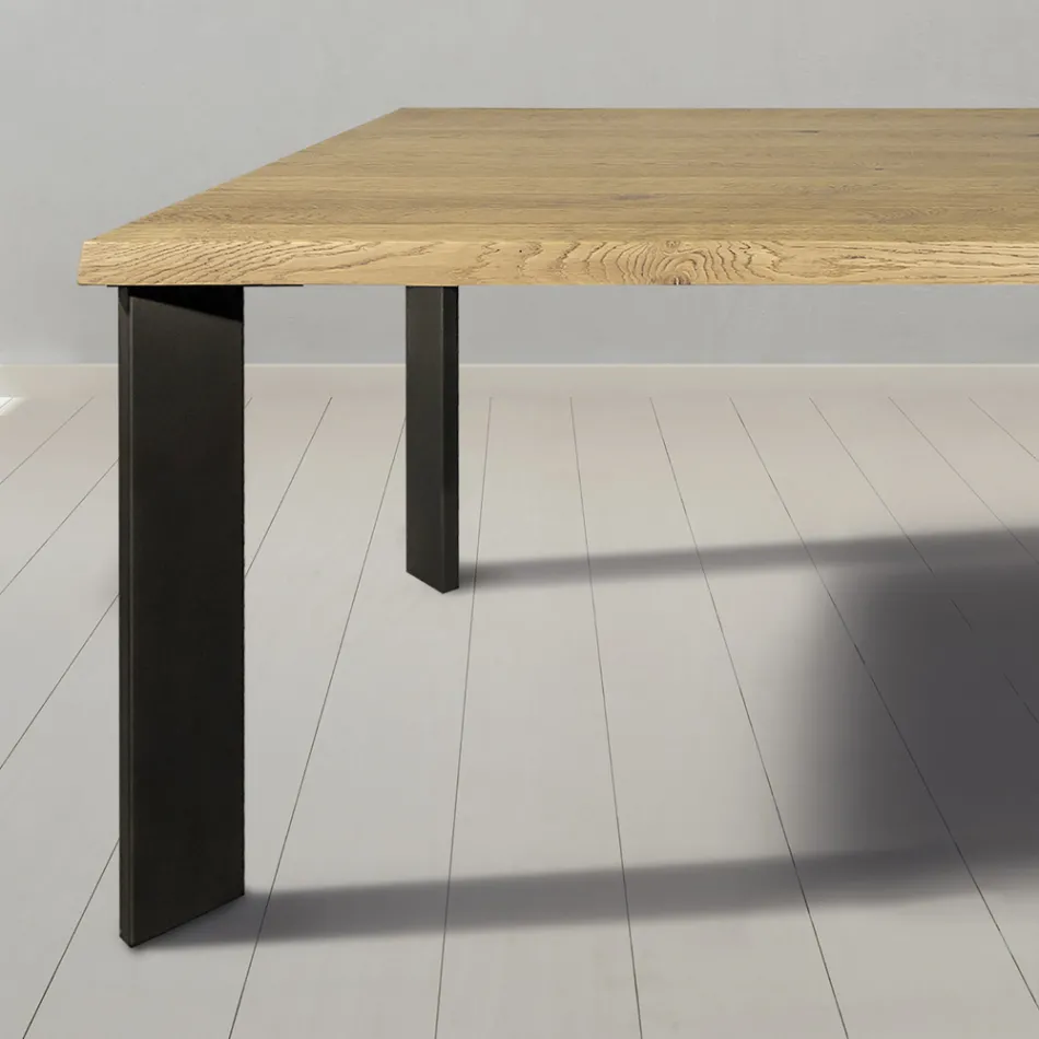 Bord i knudret Masellato eg og metalben lavet i Italien - Vicente Viadurini