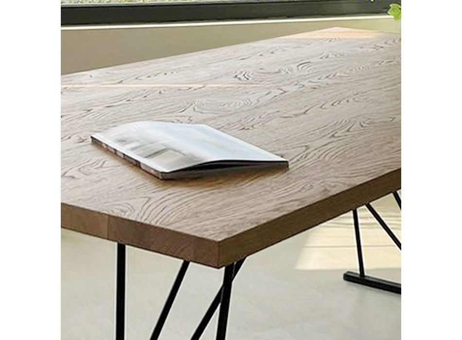 Firkantet knudet egetræsbord og metalunderstell lavet i Italien - Consuelo Viadurini