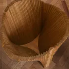 Rundt designbord i glas og olieret aske fremstillet i Italien - Madame Viadurini