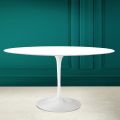 Tulipanbord Eero Saarinen H 74 Oval i absolut hvid keramik fremstillet i Italien - Scarlet