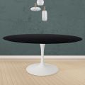 Eero Saarinen Tulip Table H 74 Round i sortbejdset eg fremstillet i Italien - Scarlet