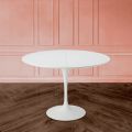 Tulip Table Saarinen H 74 Extendable i hvid flydende laminat fremstillet i Italien - Scarlet
