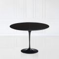 Saarinen Tulip Table H 74 Extendable i sort flydende laminat fremstillet i Italien - Scarlet
