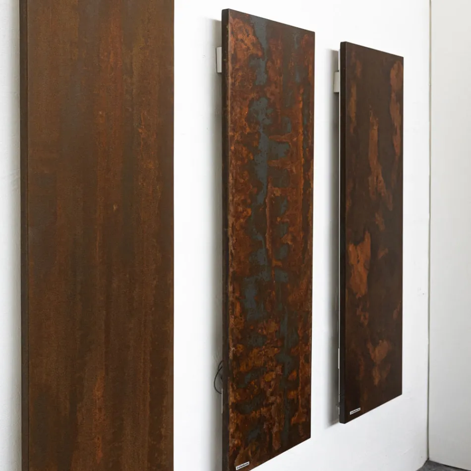 Hybrid radiator med Corten finish i italiensk marmorpulver - Lines Viadurini