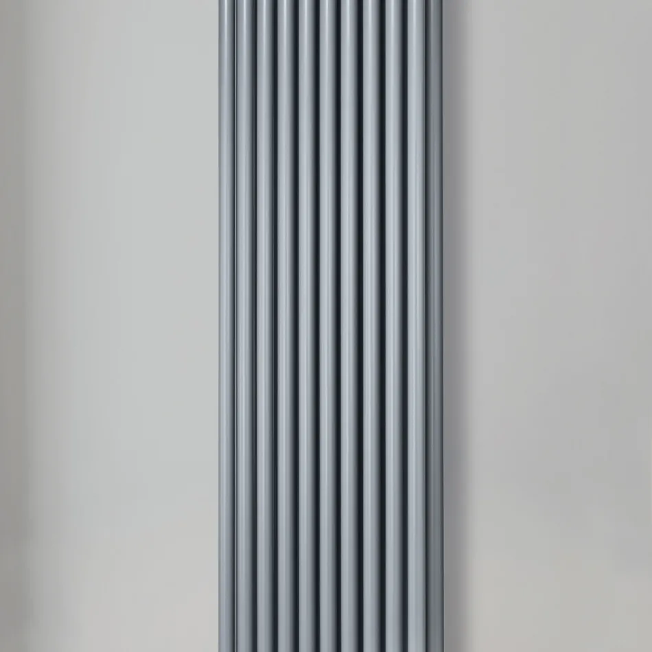 Hydraulisk radiator med vandrette solfangere og lodrette rør - Colomba Viadurini
