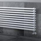 Hydraulisk radiator med dobbelt serie af vandrette elementer lavet i Italien - Strega Viadurini