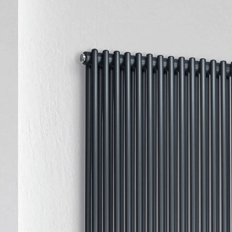 Hydraulisk radiator med dobbelt serie af vertikale elementer lavet i Italien - Pasticcio Viadurini