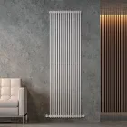 Hydraulisk radiator med en serie vertikale elementer fremstillet i Italien - Kulfiber Viadurini