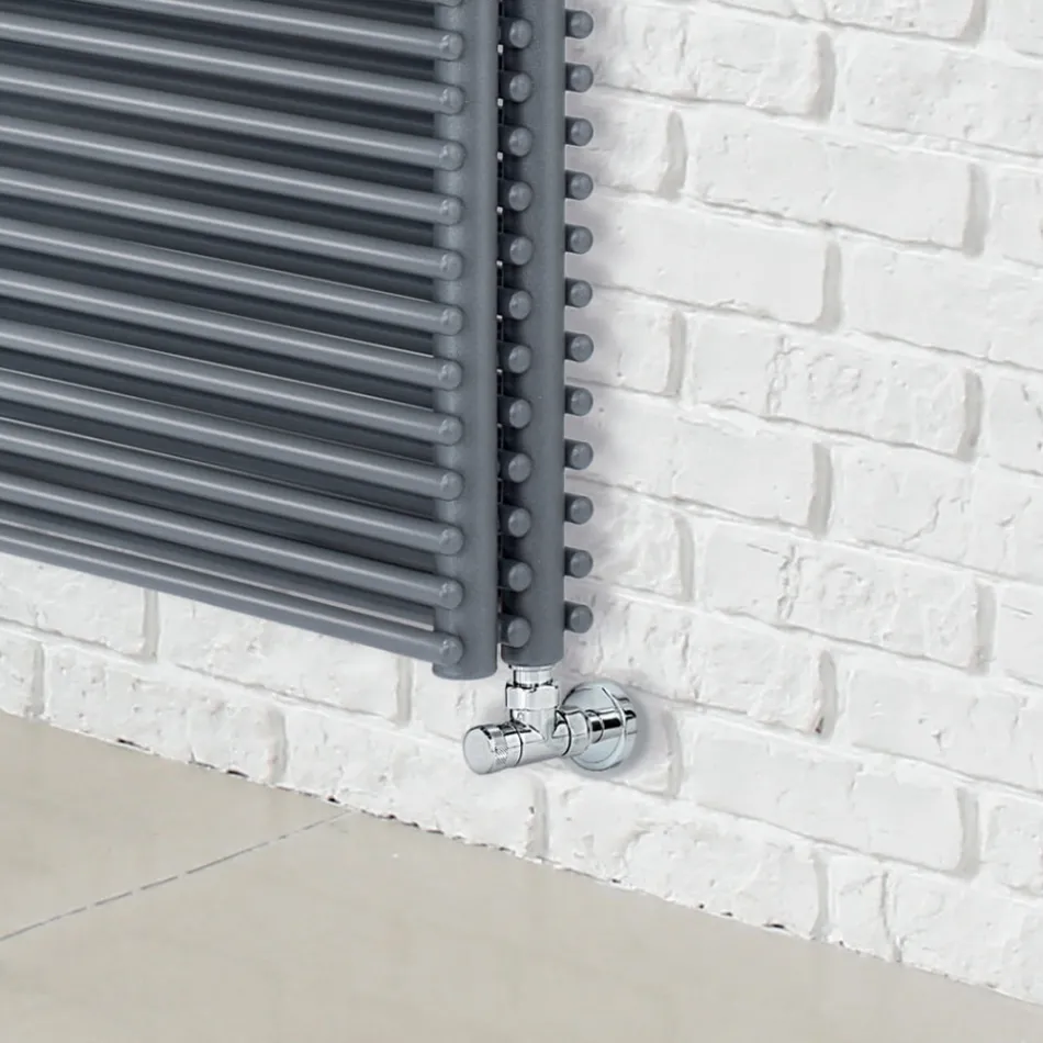 Hydraulisk køler i stål med tredobbelt sektion af Made in Italy-elementer - Ciambella Viadurini