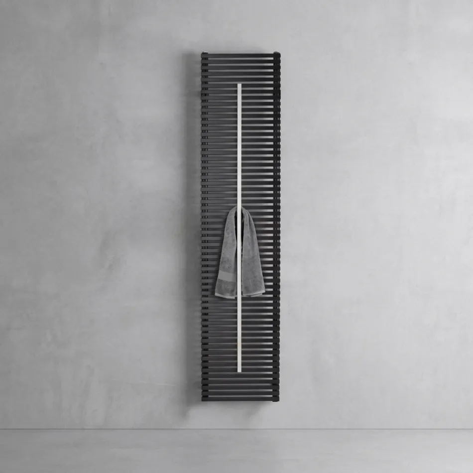 Kulstofstålsradiator med håndklædetørrer Fremstillet i Italien - Lux Viadurini