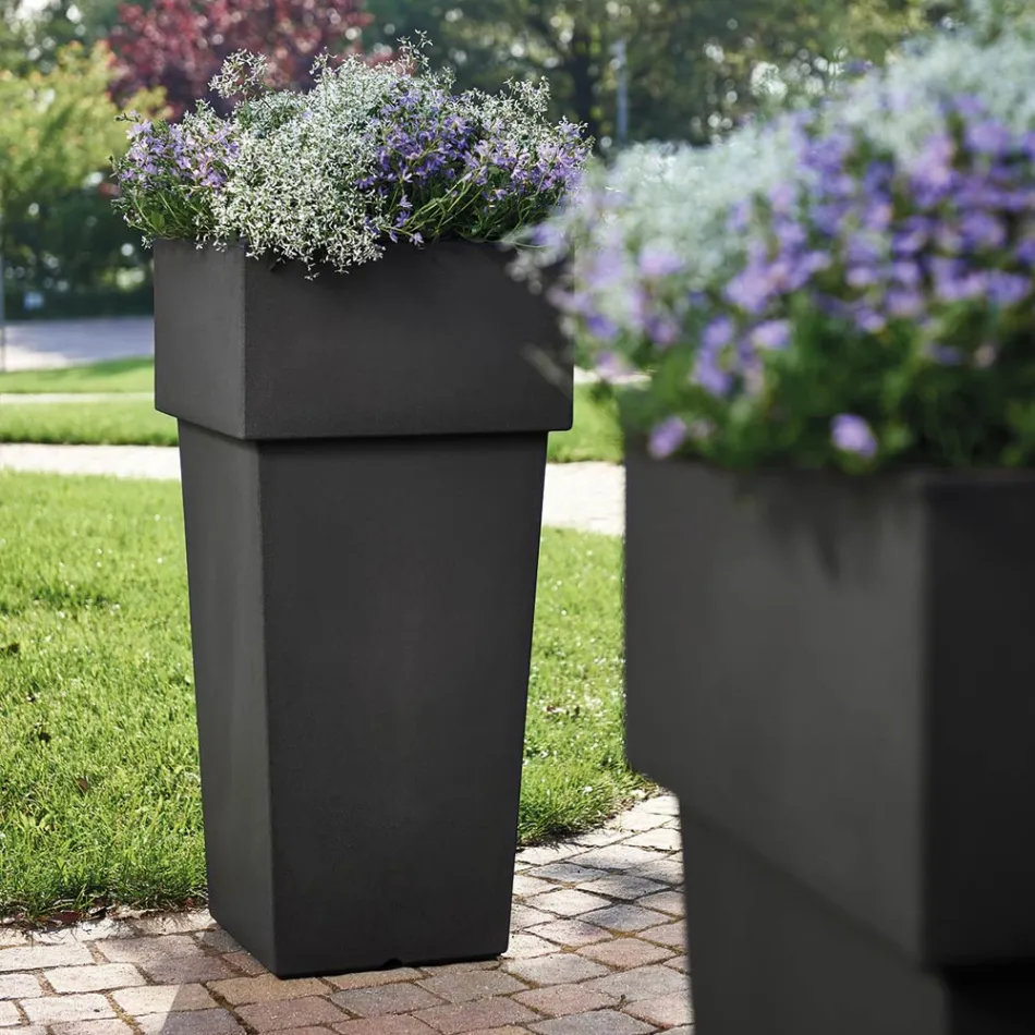 Firkantet havekrukke i farvet polyethylen Fremstillet i Italien - Vidal Viadurini