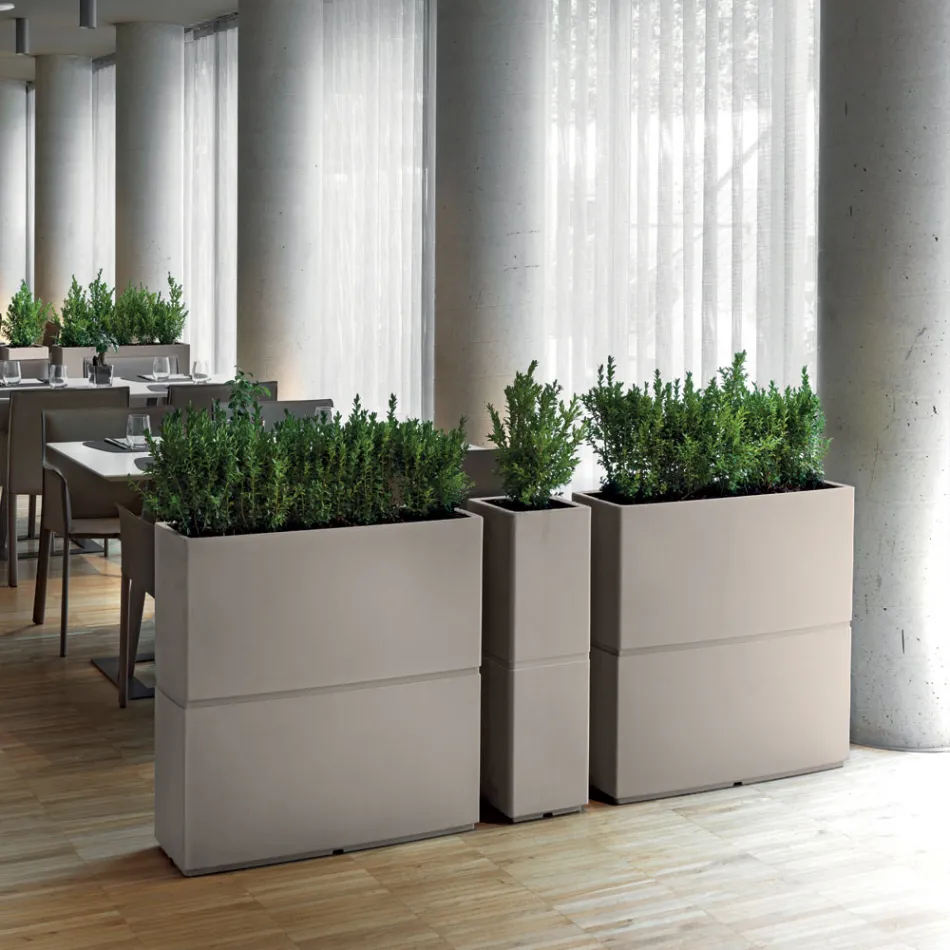 Indendørs dekorativ vase i polyethylen 2 størrelser Made in Italy - Lambo Viadurini