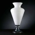 Moderne dekorativ vase i gennemsigtigt og hvidt glas lavet i Italien - romantisk