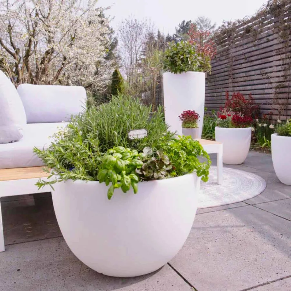 Vase oplyst udvendigt og indvendigt moderne design farvet plastik - Svasostar Viadurini